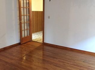 3029 35th St FL 2, Astoria, NY 11103
