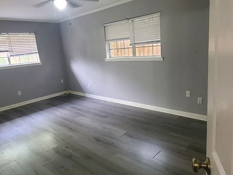 4540 Curtis Ln — Photo 13