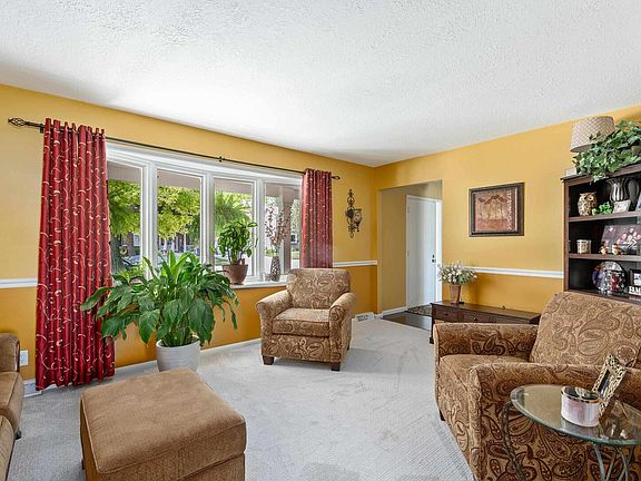 5th image of 1264 Denniston Ave