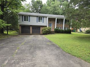 634 Sweetgum Ln, Charlotte, NC 28211