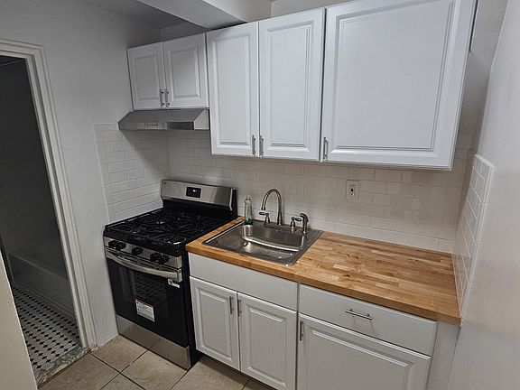 3rd image of 1214 Pelham Pkwy S #Can