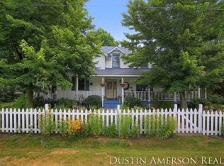 19708 Conklin St, Conklin, MI 49403