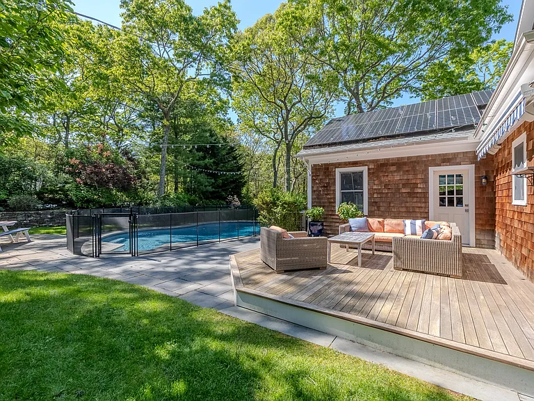 16 Ocean Pkwy — Photo 27