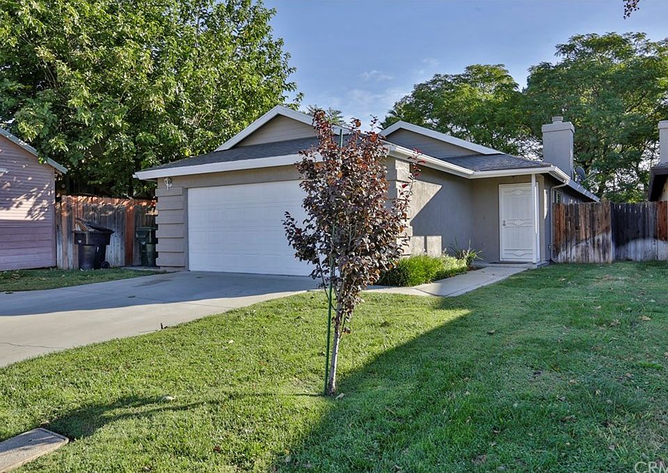 1st image of 2883 Acacia Ave