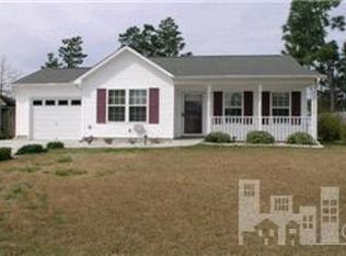 713 Oak Branches Close SE, Leland, NC 28451