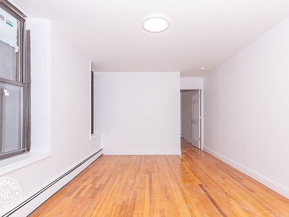5th image of 951 Putnam Ave #3CX
