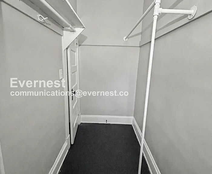 2932 E 118th St #2 — Photo 16