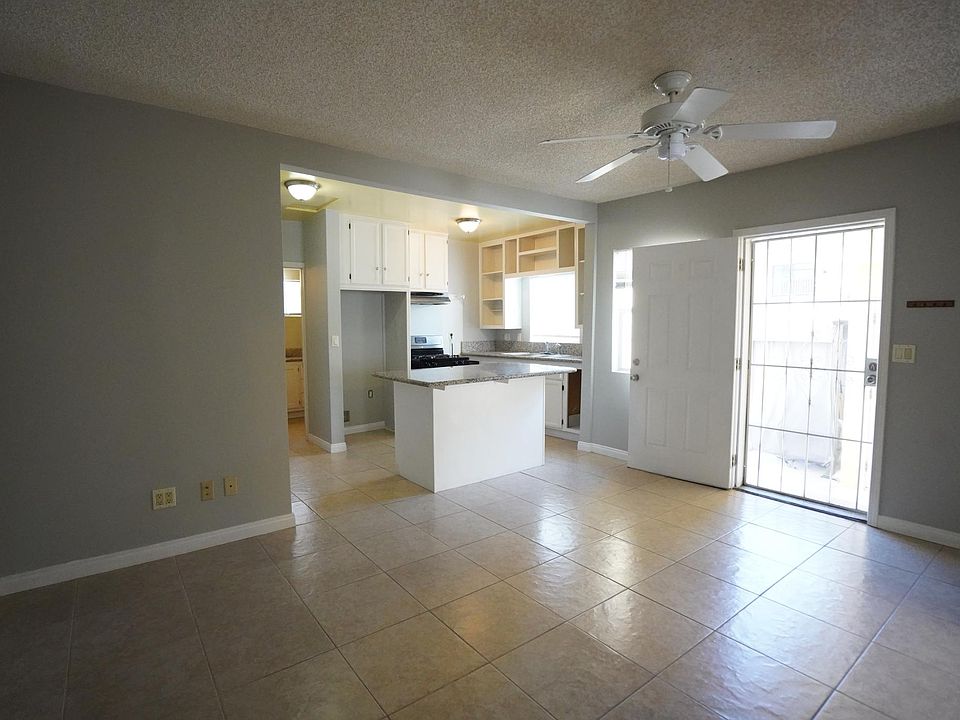 1st image of 1416 E 4th St #1416
