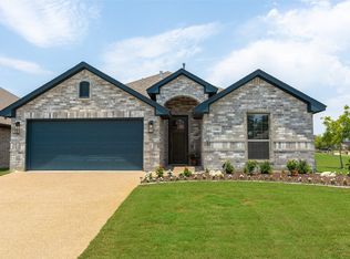 11000 Trail Ridge Dr, Benbrook, TX 76126