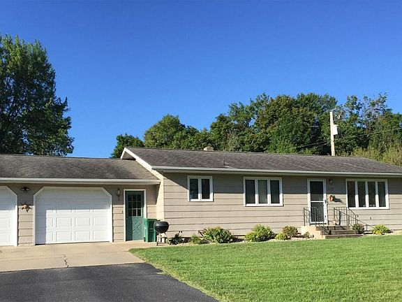 2nd image of 445 Shorewood Dr