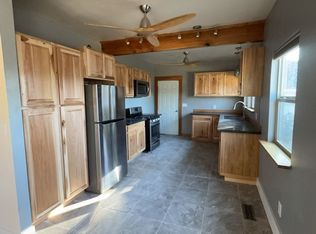 1001 Lozier Ln, Medford, OR 97501