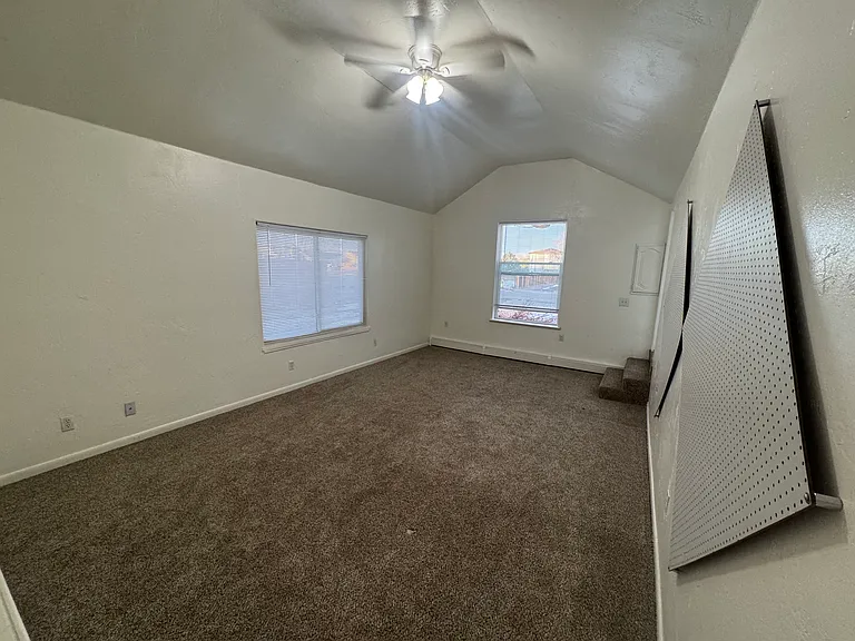 4373 Moore St — Photo 6