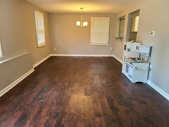 5th image of 1342 Farrara Dr