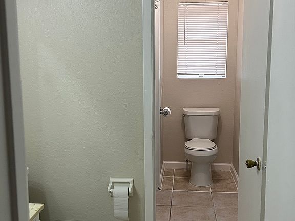 4th image of 10022 Neuens Rd #B