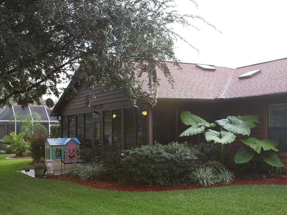 2nd image of 87 Carriage Creek Way