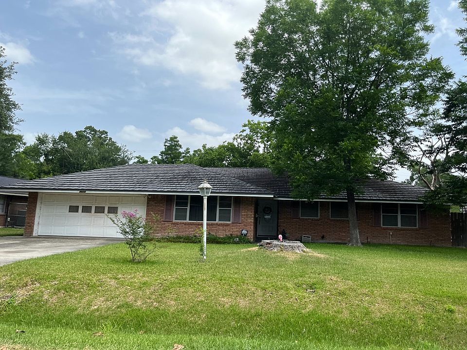 1st image of 8926 Theysen Dr