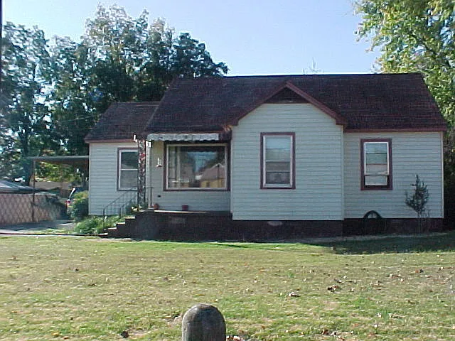 707 Sims Ave