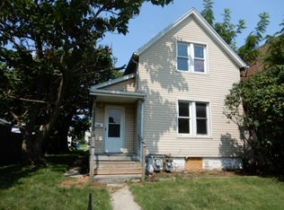 141 S Fulton Ave, Bradley, IL 60915