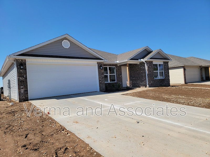 1st image of 1741 Hermitage Dr