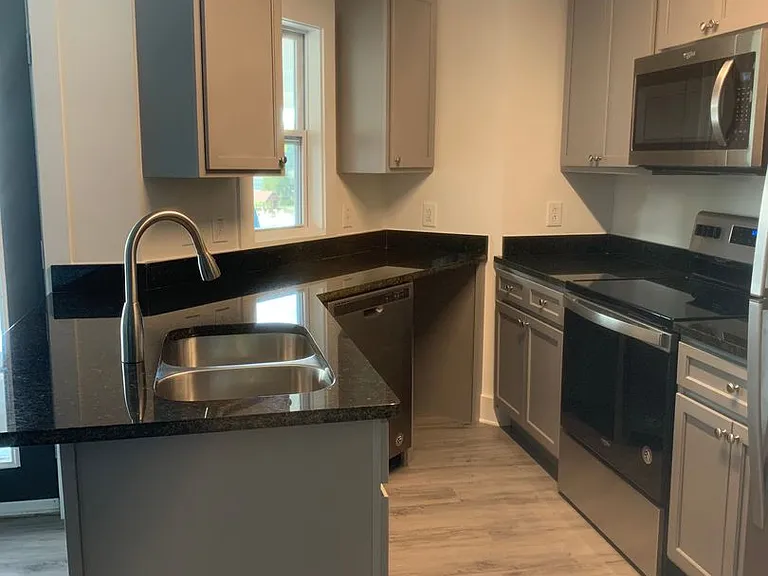 652 Oak Grove Rd #15 — Photo 6