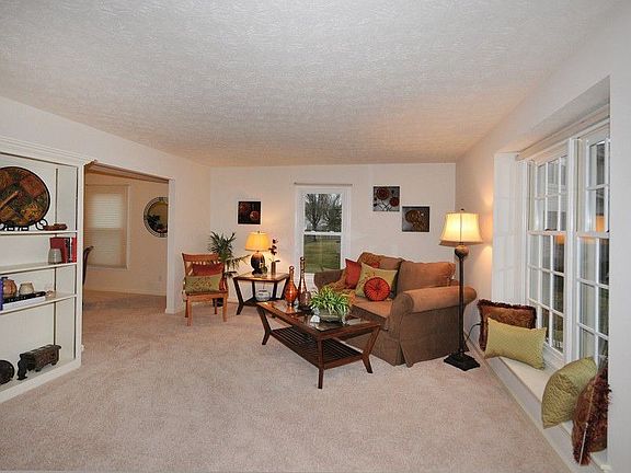 3rd image of 6710 Caribou Ct