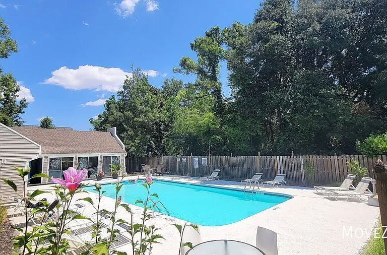 729 Bragg Dr #C — Photo 12