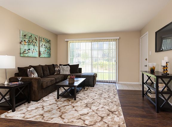 3rd image of 9444 Bay Colony Dr APT 1S