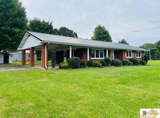 38 Eads Rd, Russell Springs, KY 42642