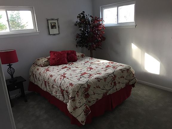 3rd image of 333 Southgate Ave