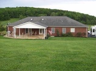 7757 Walker Farms Dr, Radford, VA 24141