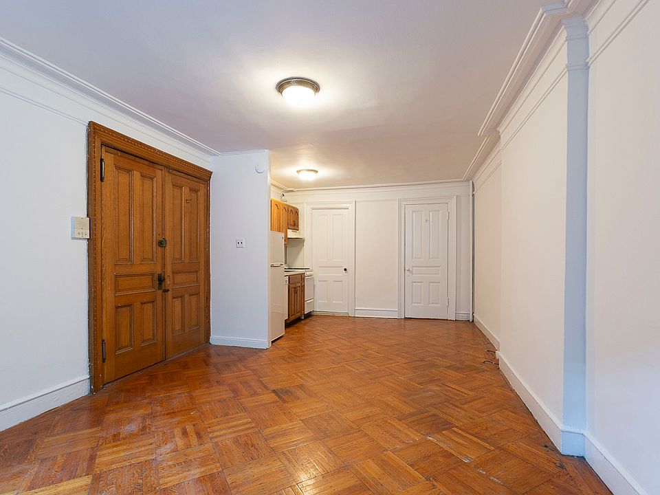 2nd image of 293 Garfield Pl #Gf