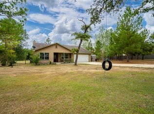 153 Jim Bowie Dr, Paige, TX 78659