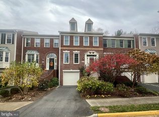 2007 Gervais Dr, Falls Church, VA 22043