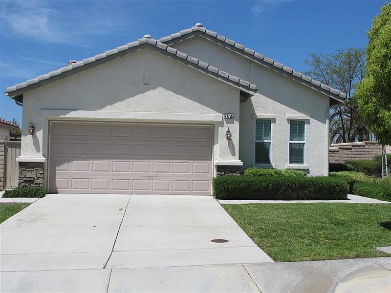 1st image of 27755 Whisperwood Dr