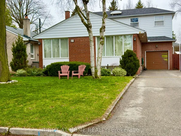 21 Mitre Pl, Toronto, ON M9R 3C5