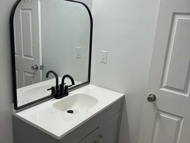 914 W Main St #2 — Photo 11