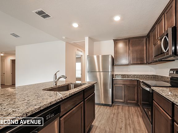 3rd image of 38 Buttermill Dr