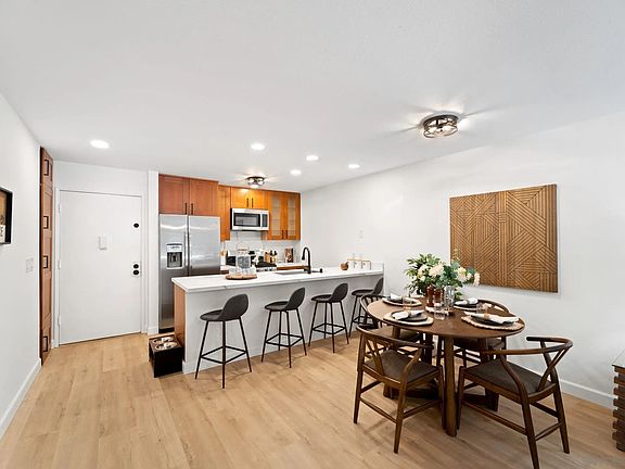 5th image of 1621 Hotel Cir S Unit E101