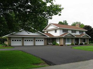 110 Harrison Dr, Edinboro, PA 16412