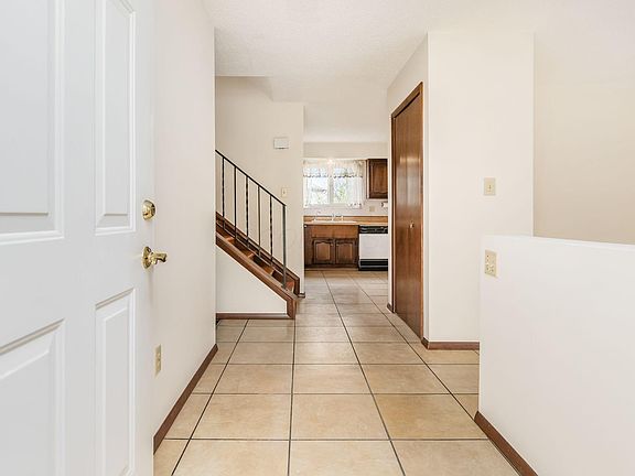 4th image of 740 Caroway Blvd