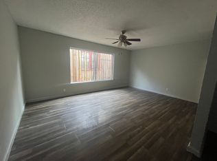 1201 W 39th Pl APT 106, Los Angeles, CA 90037