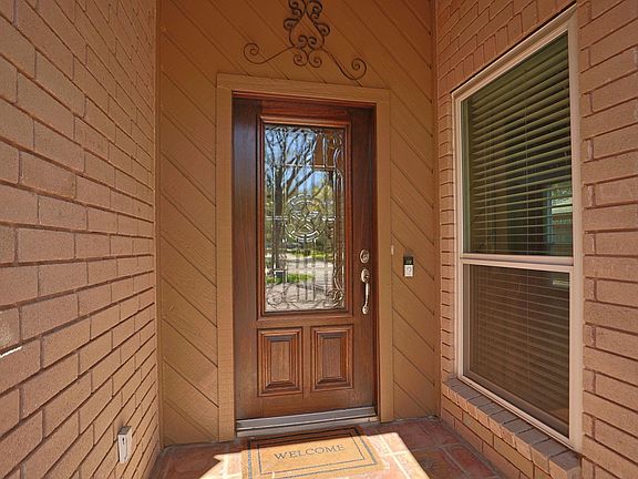 5th image of 14918 Silver Sands St