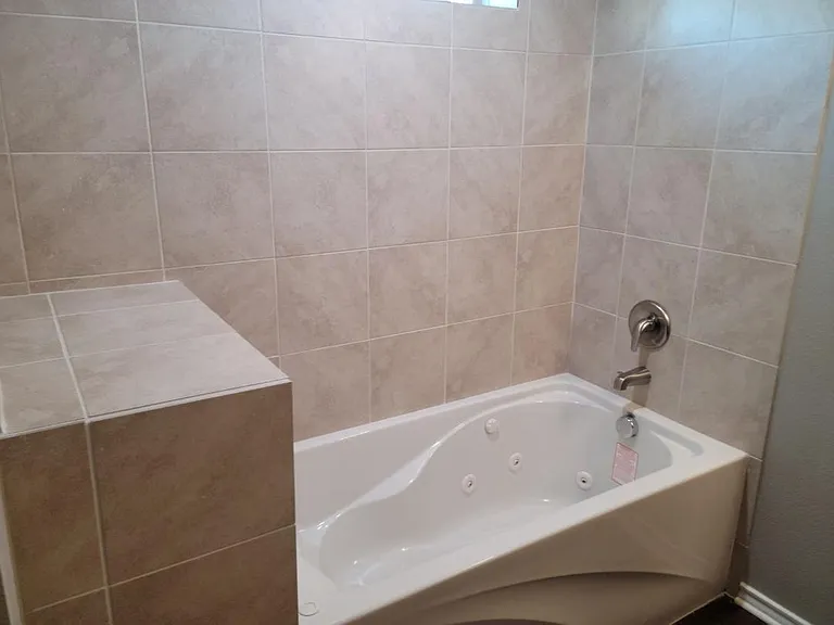 6108 Abrams Rd #516 — Photo 4