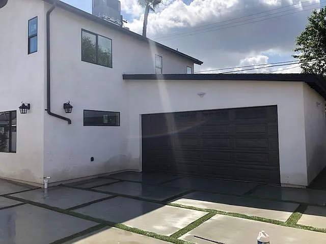 17464 Tiara St — Photo 6