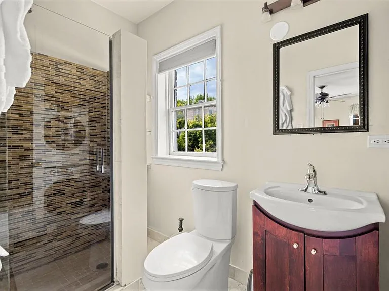 310 Millers Ct NE — Photo 14