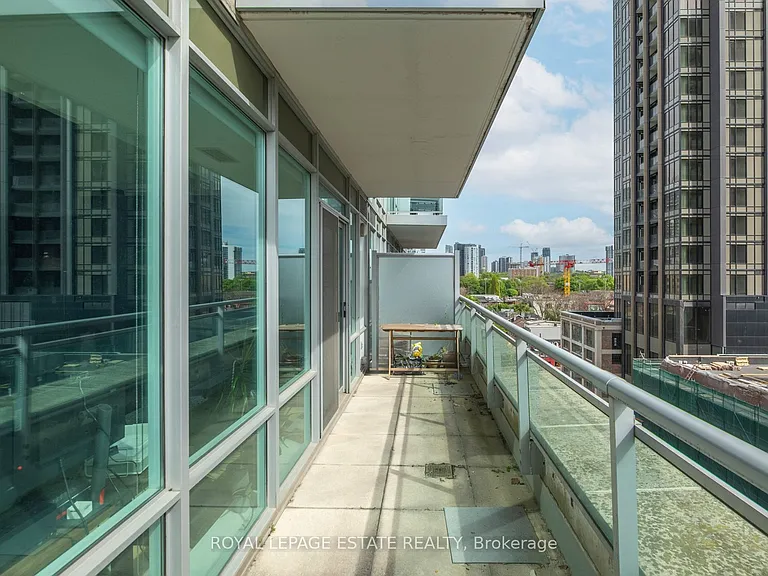 112 George St S #S711 — Photo 21