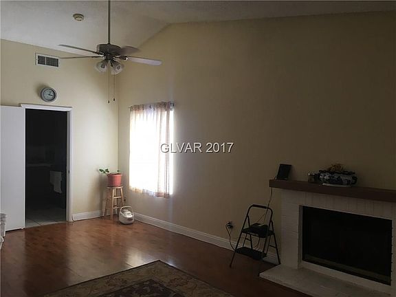 5th image of 449 Kelsford Dr