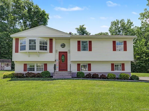 27 Rose Hill Park, Cornwall, NY 12518