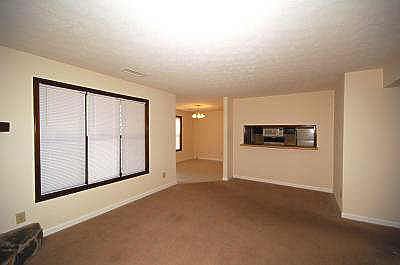 2nd image of 2889 Lakemont Dr SW