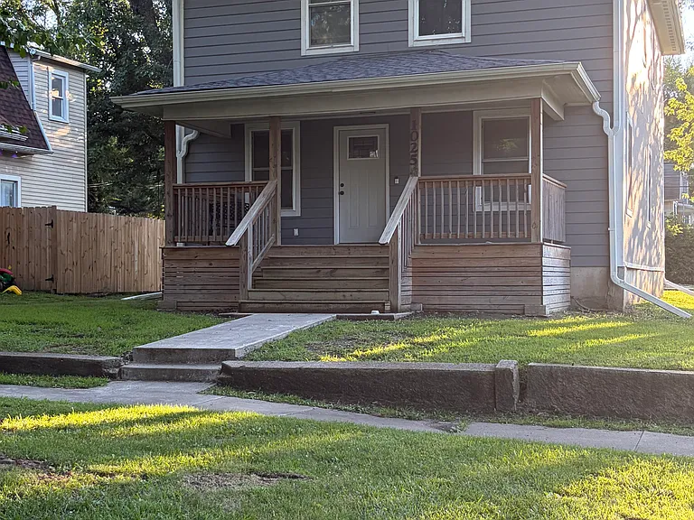 1025 Exchange St — Photo 21